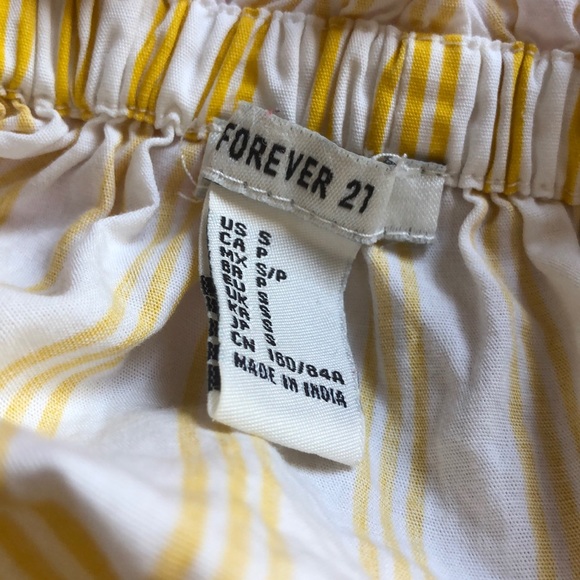 Stripped yellow cropped off the should shirt - Picture 4 of 4